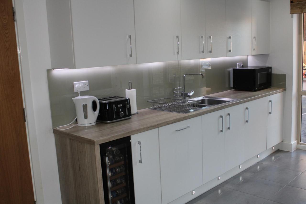 Haven - Spacious Luxury Home Perfect For Families, Couples And Contractors! 5Mins To Xscape And Junction 32! Castleford Buitenkant foto